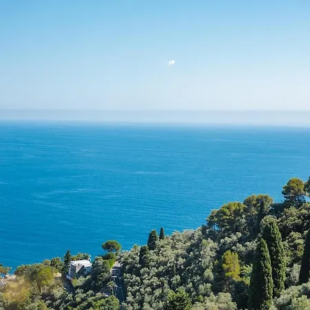 With Pool - Unique Sea View - Free Parking וילה *