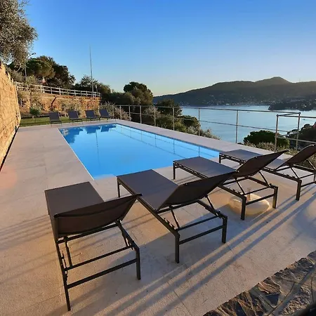 With Pool - Unique Sea View - Free Parking Дзоальи