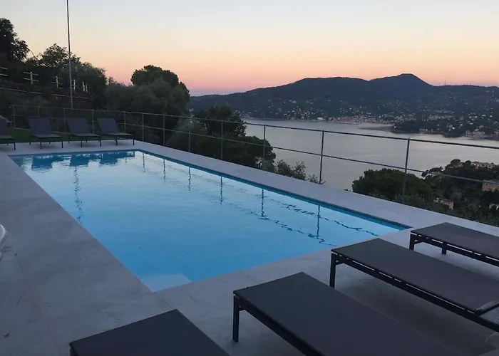 Villa With Pool - Unique Sea View - Free Parking
