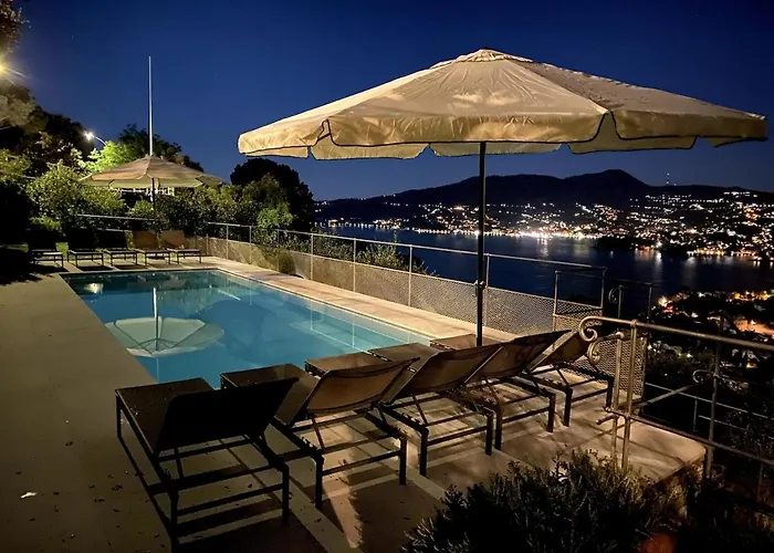 With Pool - Unique Sea View - Free Parking Villa Zoagli